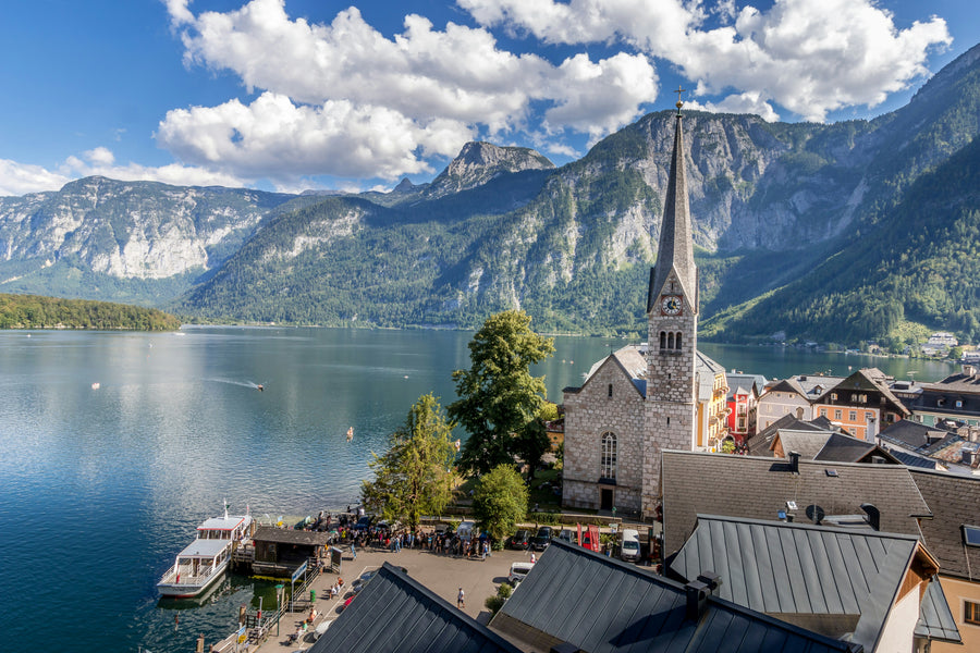 Hallstatt, Austria – village, lake and Alpine scenery seen on the Hallstatt day trip from Vienna with Skywalk