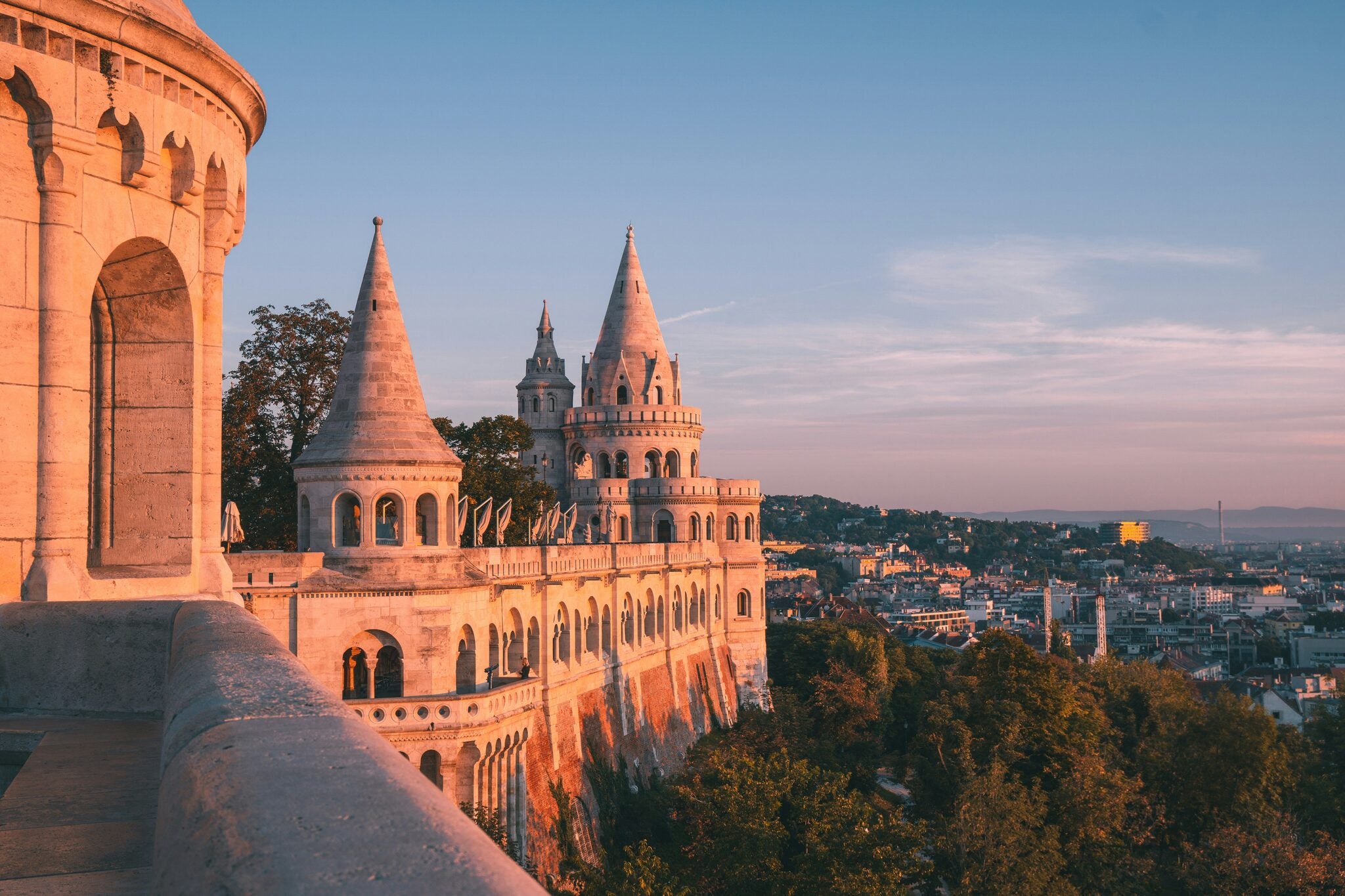 Private Full Day Guided Tour To Budapest From Vienna