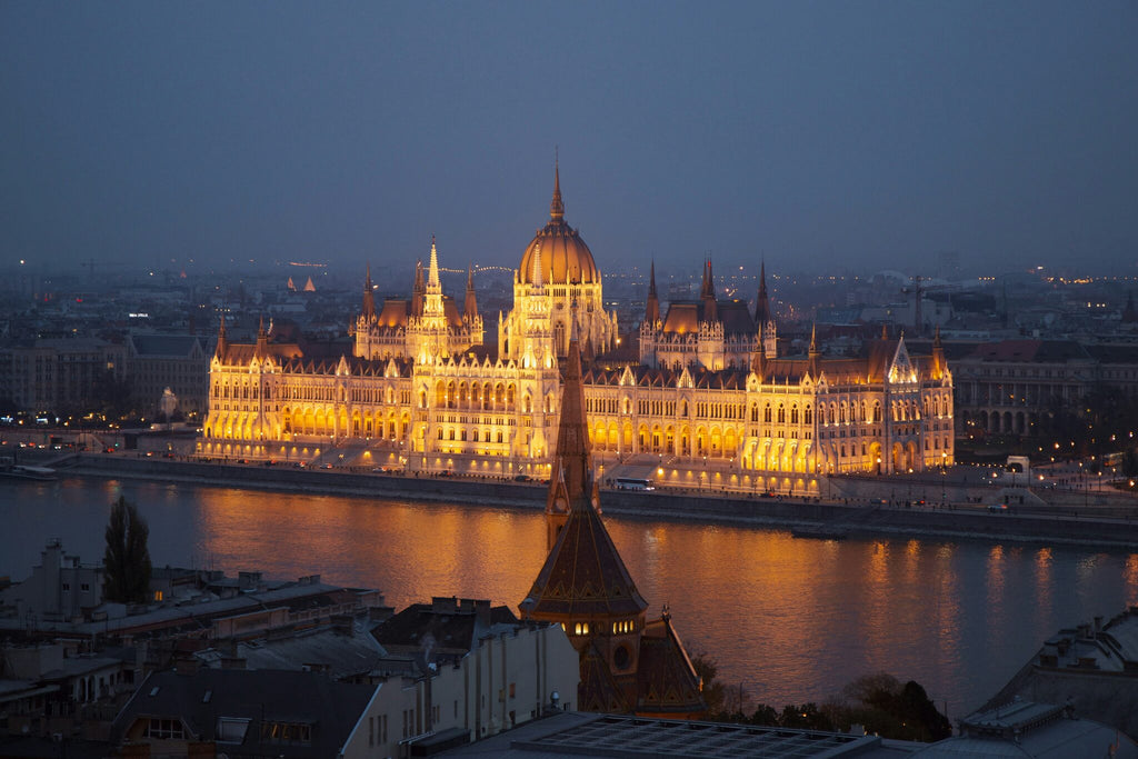 Private Full Day Guided Tour To Budapest From Vienna