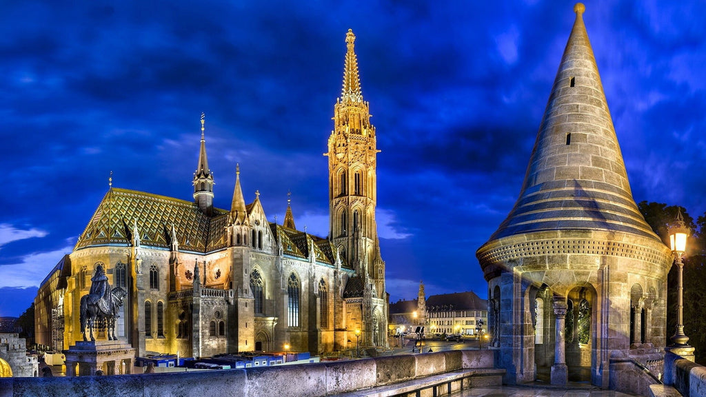Private Full Day Guided Tour To Budapest From Vienna