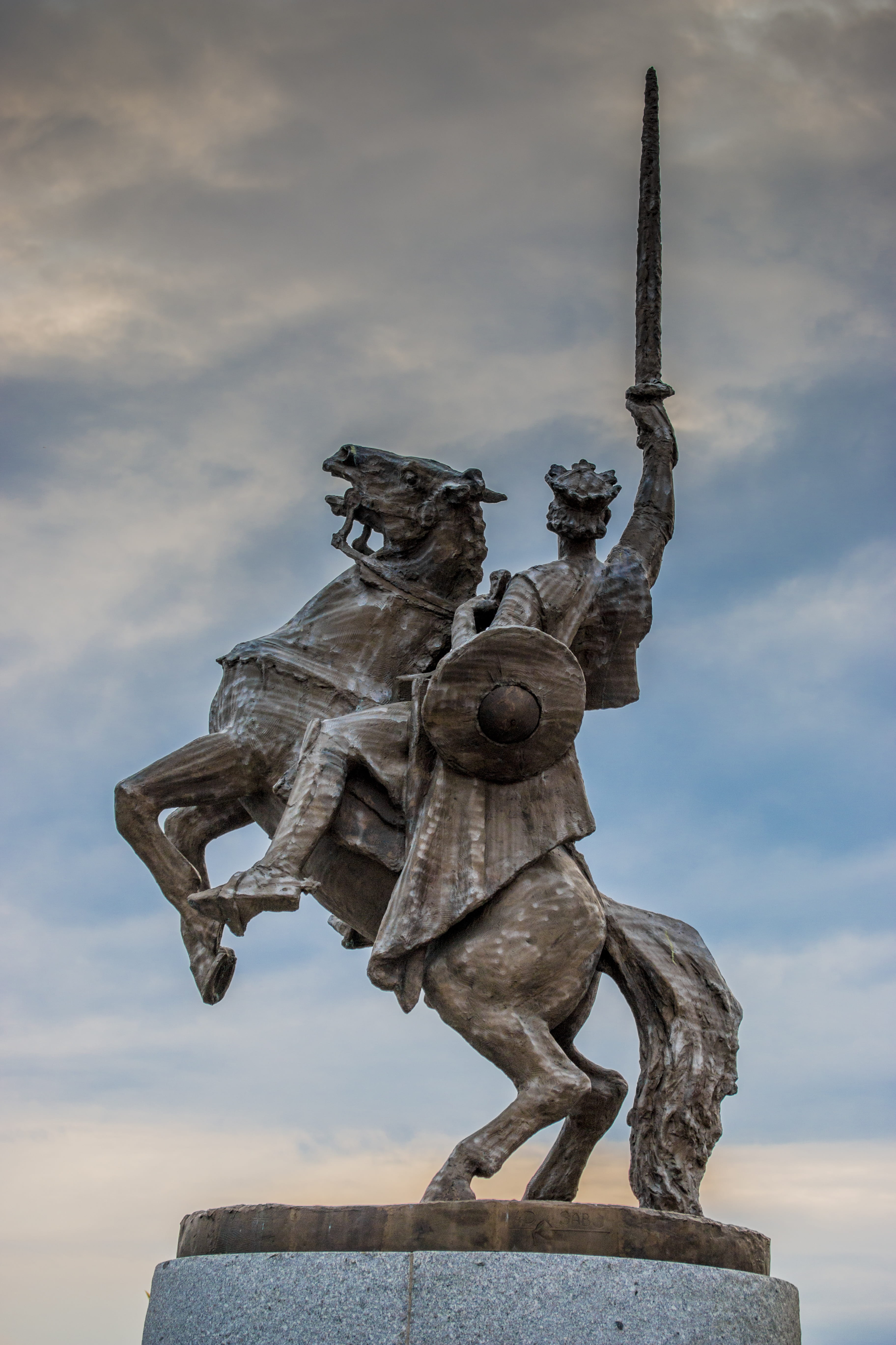 Pearls Of The Danube - Budapest & Bratislava Day Tour From Vienna
