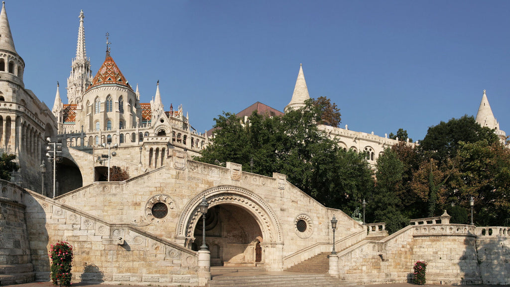 Private Full Day Guided Tour To Budapest From Vienna